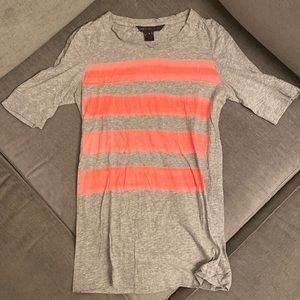 Marc by Marc Jacob’s grey and pink tee